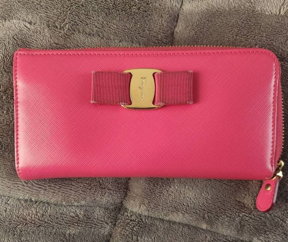 Salvatore Ferragamo Pink Saffiano Leather Vara Bow Zip Continental Wallet